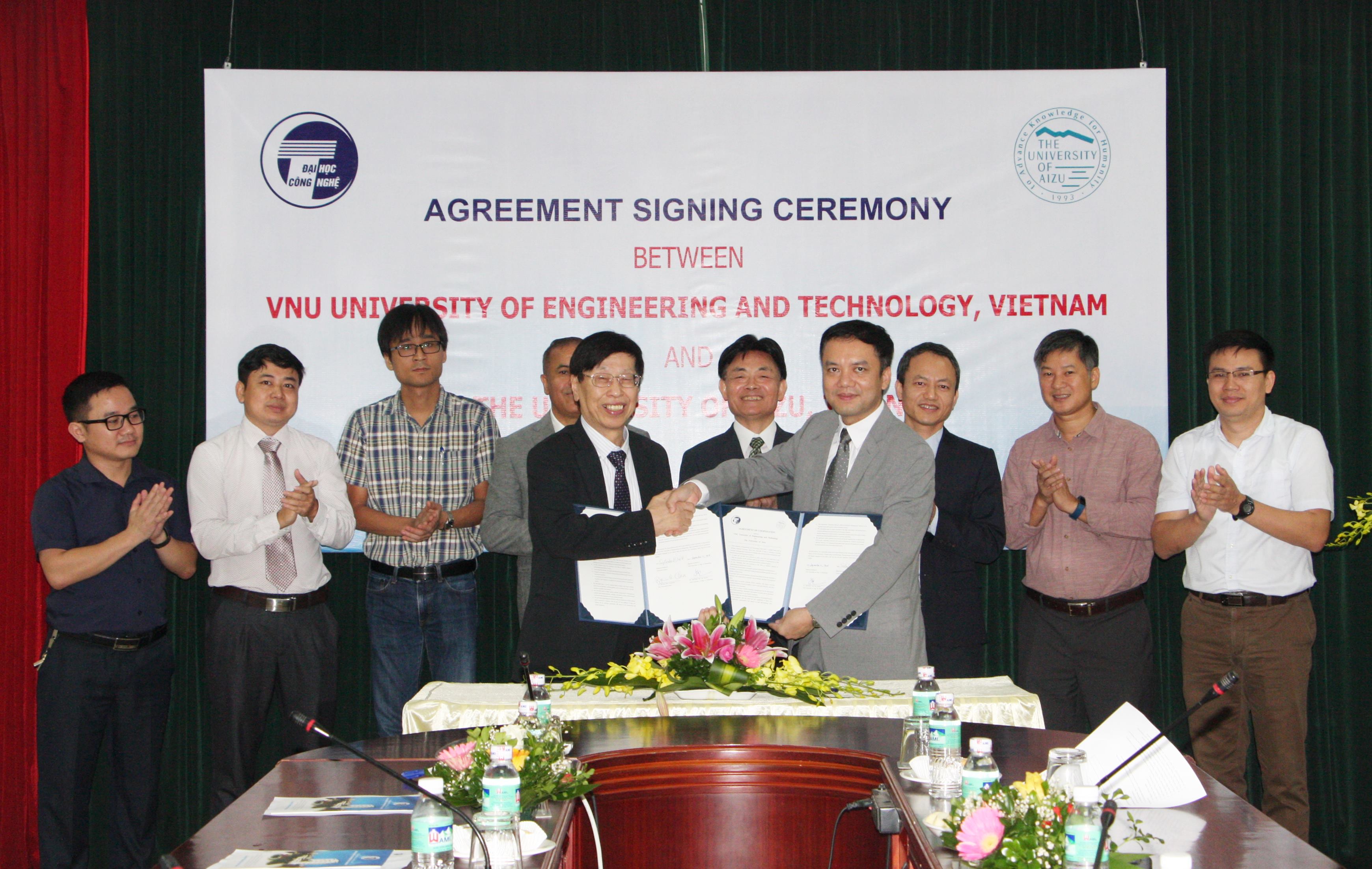 The University of Aizu updated the agreement of cooperation with the VNU University of Engineering and Technology (VNU-UET), Hanoi, Vietnam